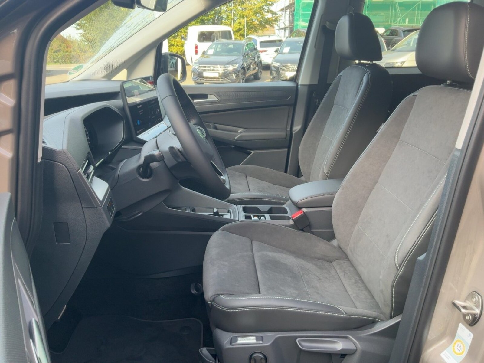 Volkswagen Caddy Kombi – Bild 7