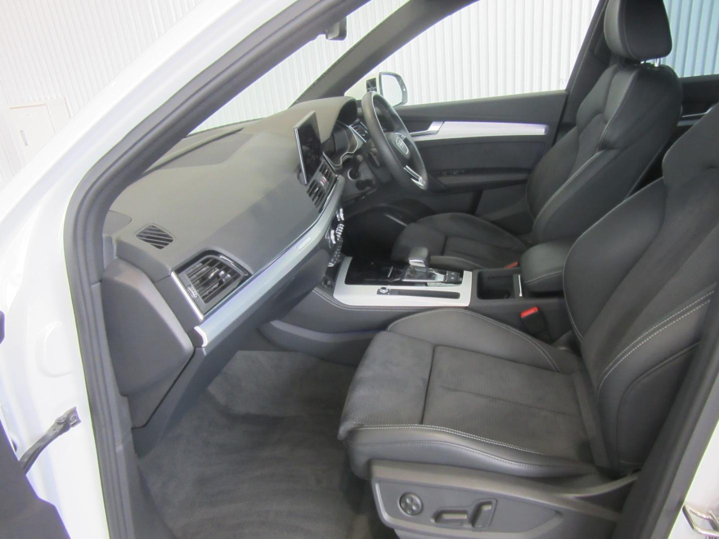 Image about Audi Q5 40 TDI quattro S line 150(204) kW(PS) S tronic