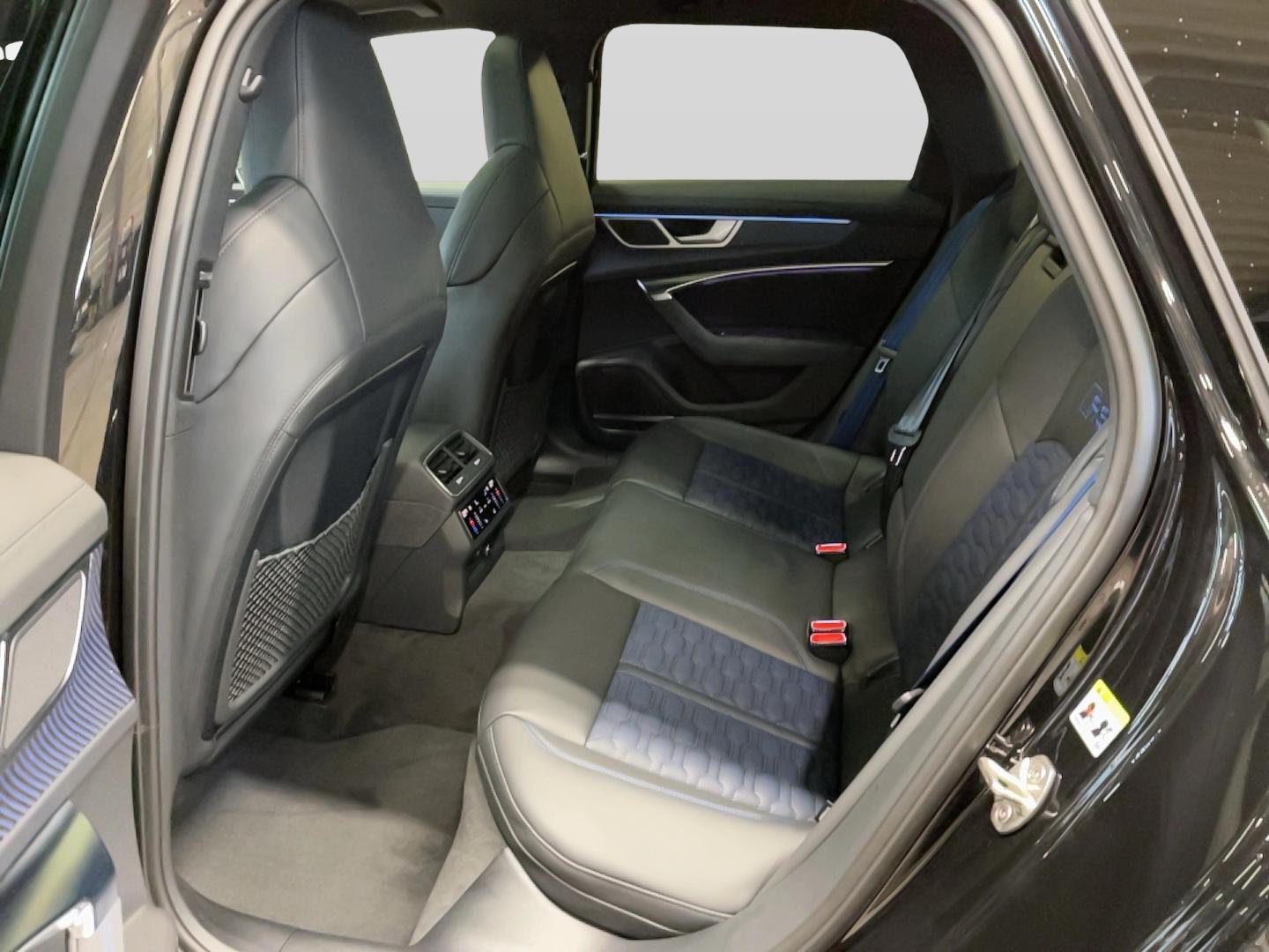 Image about Audi RS 6 Avant performance quattro tiptronic