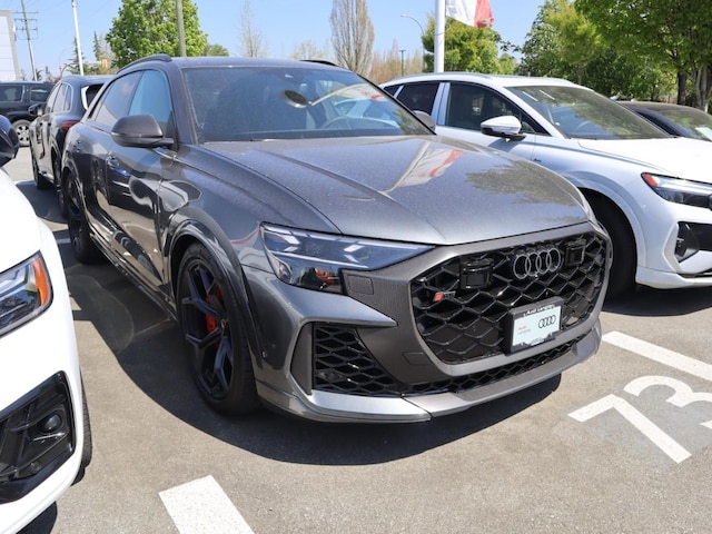 2026 Audi RS Q8 SUV performance