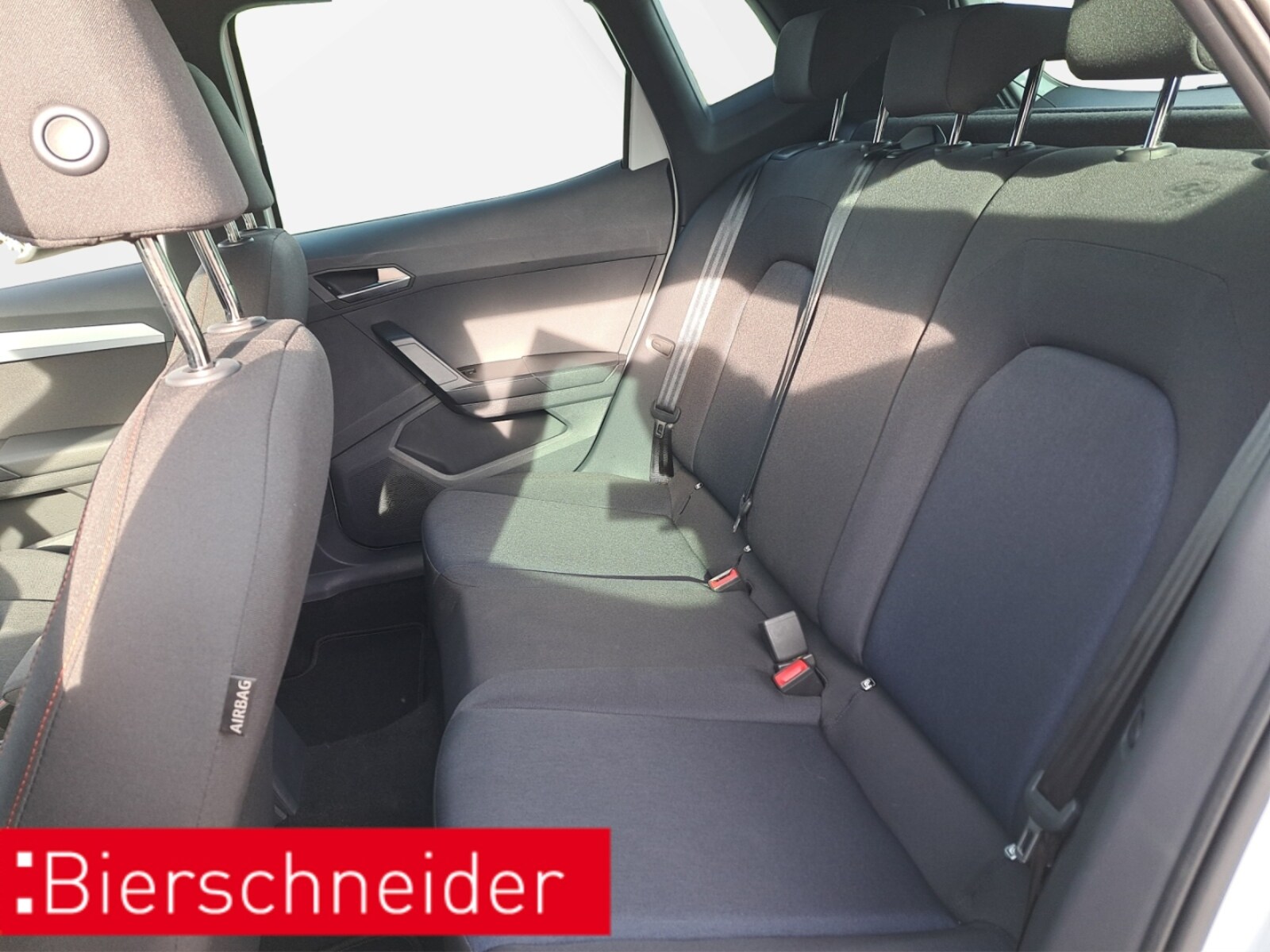 SEAT Arona – Bild 10