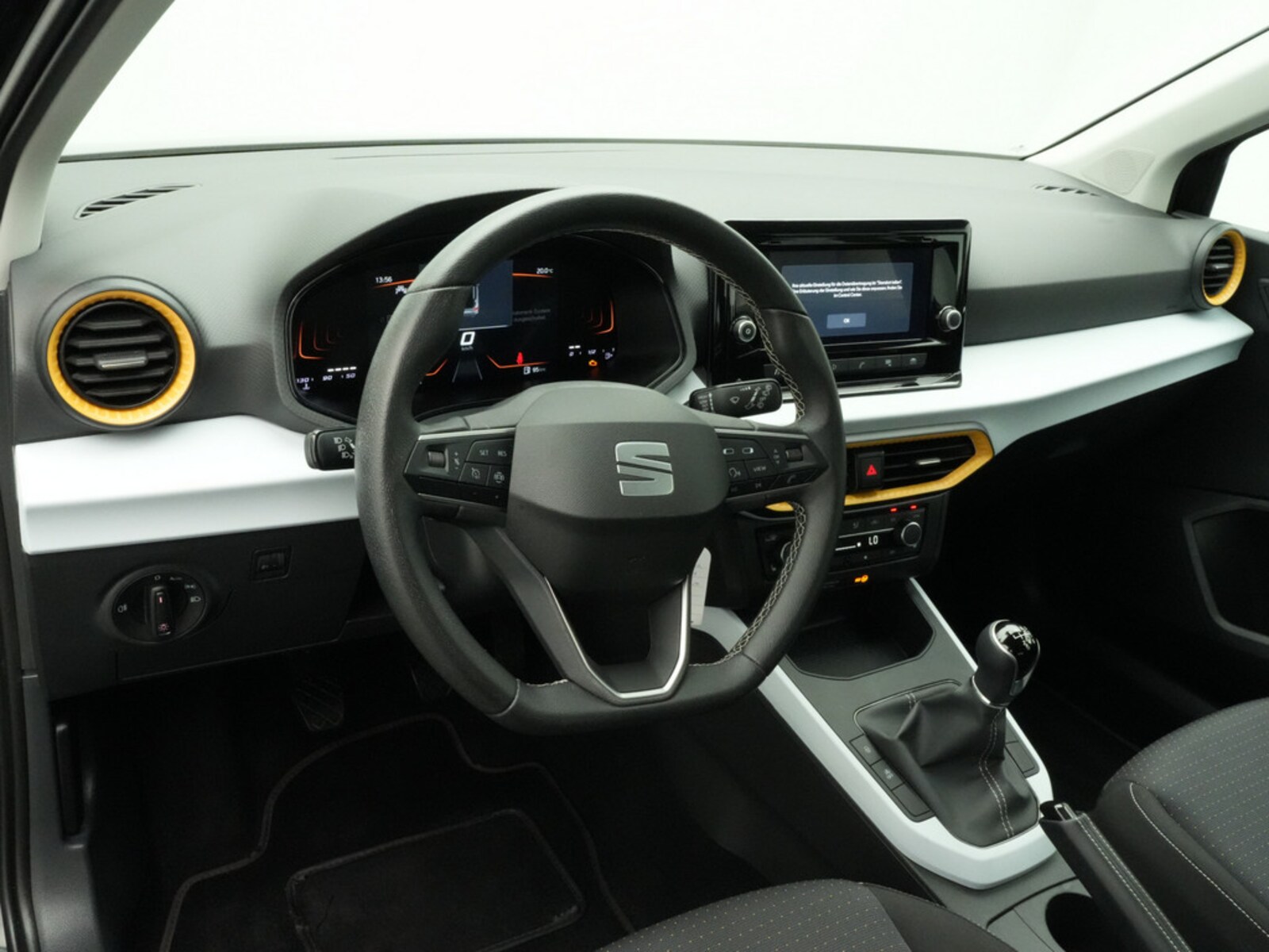 SEAT Arona – Bild 4