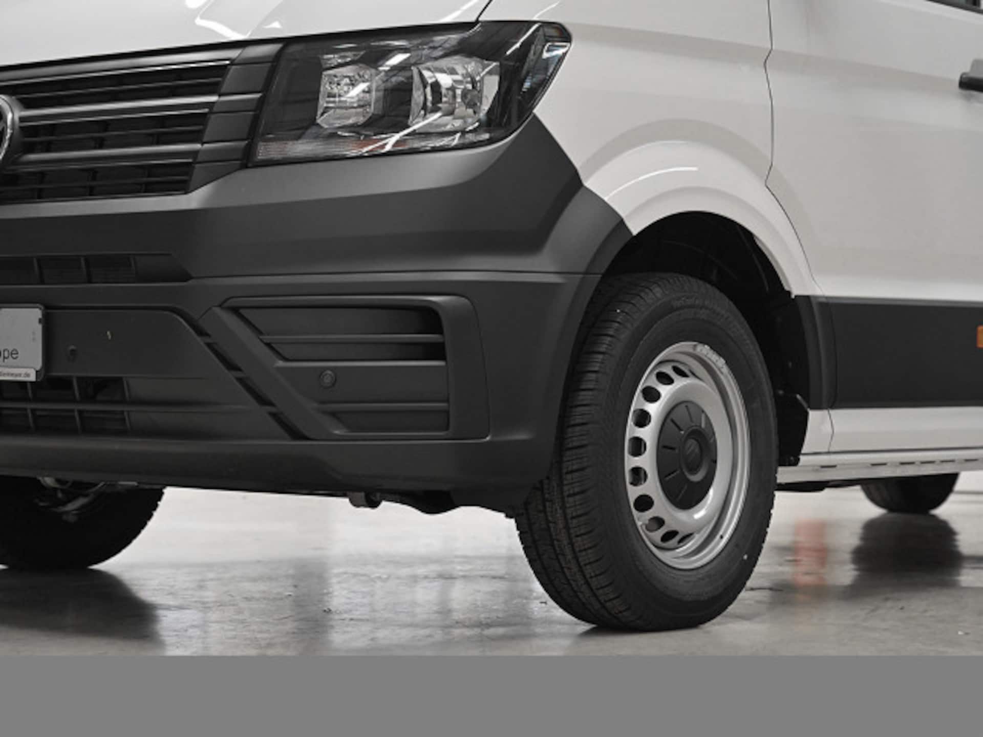 Volkswagen Crafter Kasten langer Radstand