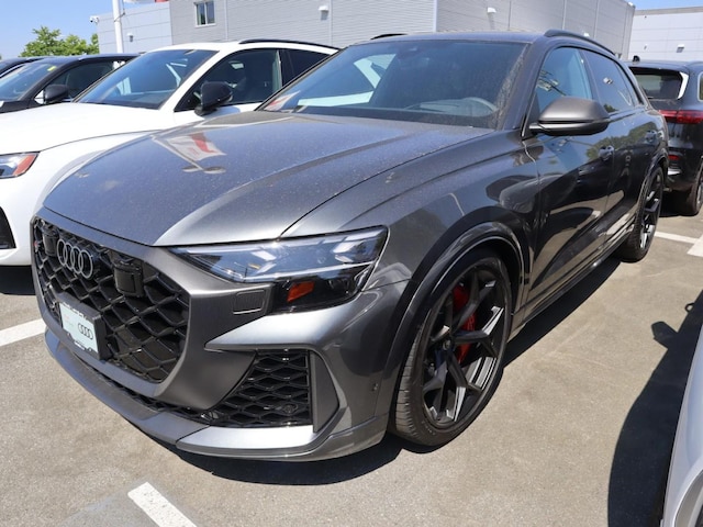 2026 Audi RS Q8 SUV performance