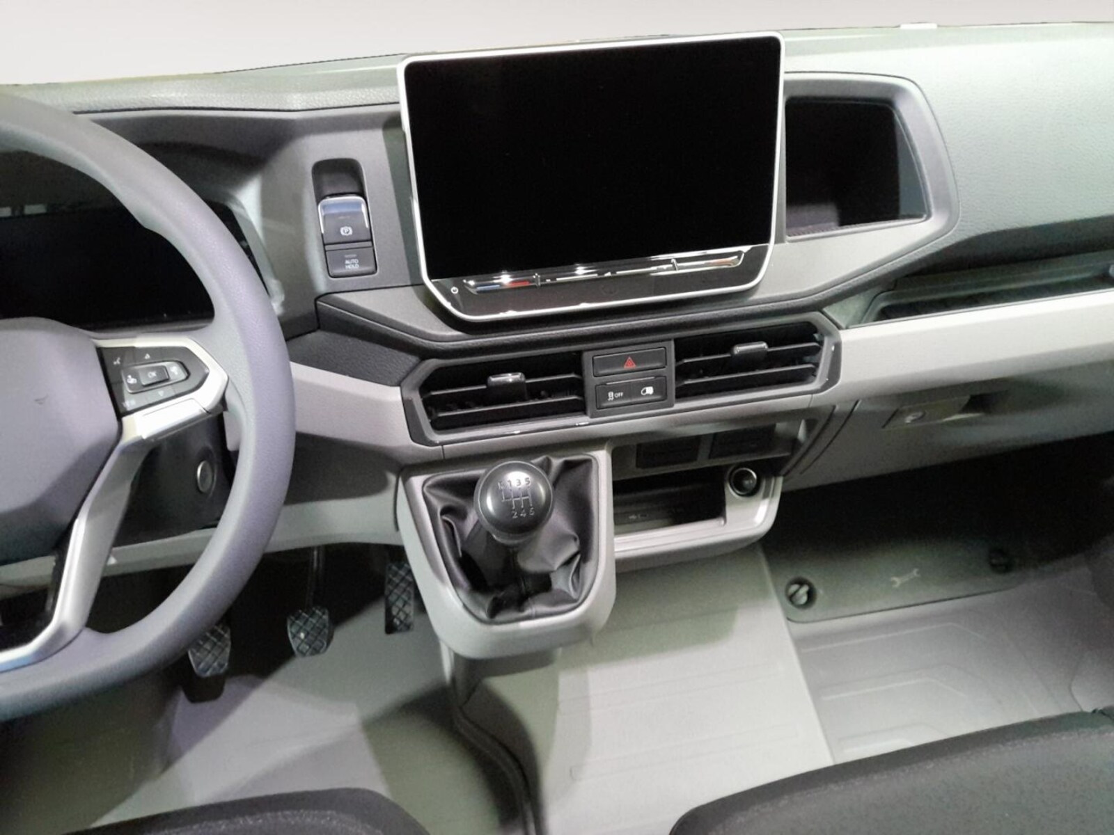 Volkswagen Crafter Kasten mittlerer Radstand – Bild 9