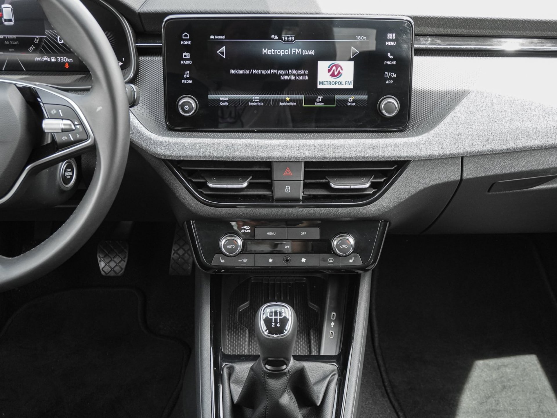 Skoda Scala Tour
