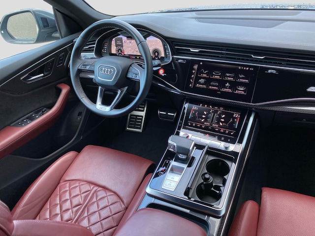 Audi SQ8