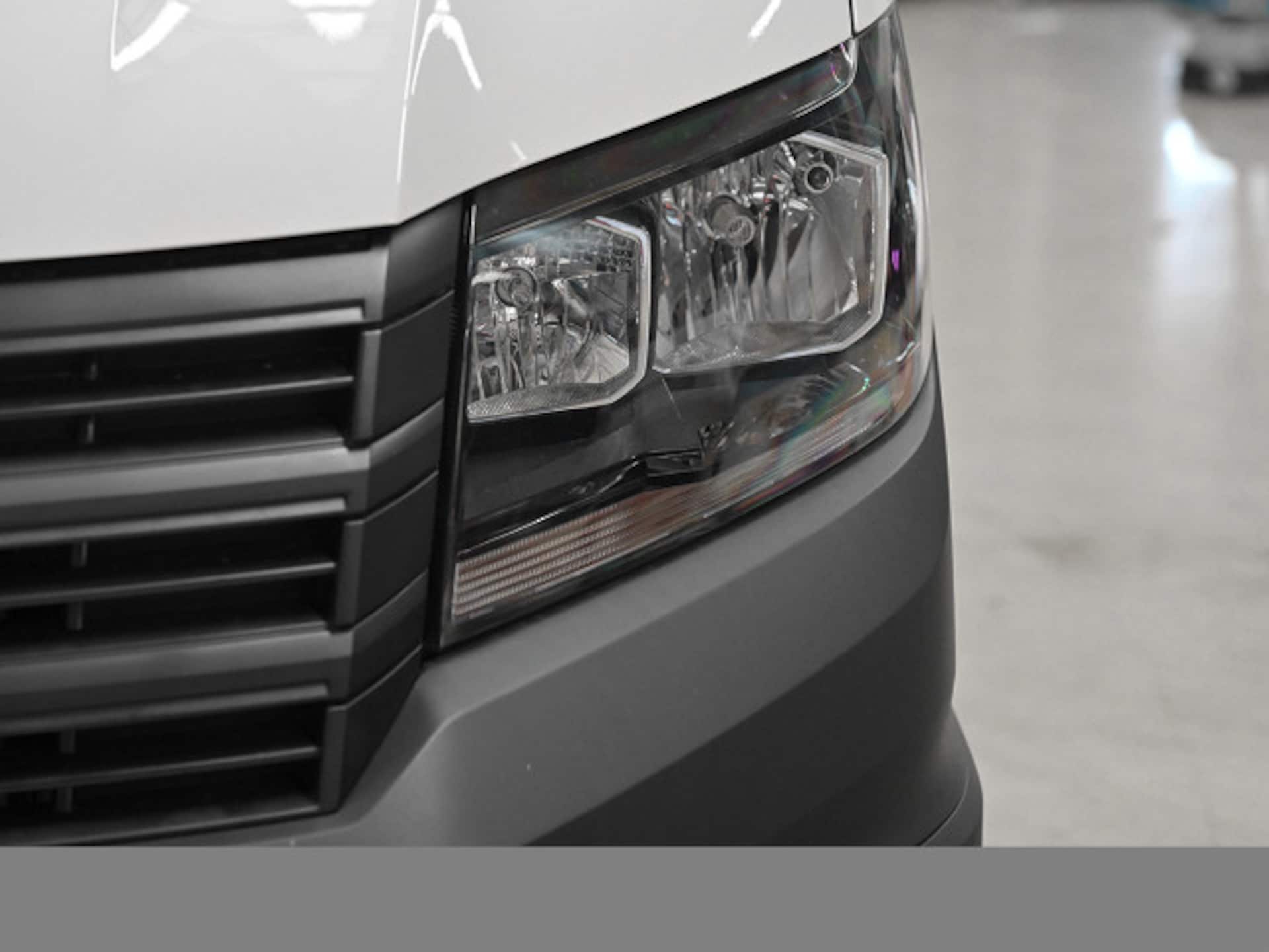 Volkswagen Crafter Kasten langer Radstand