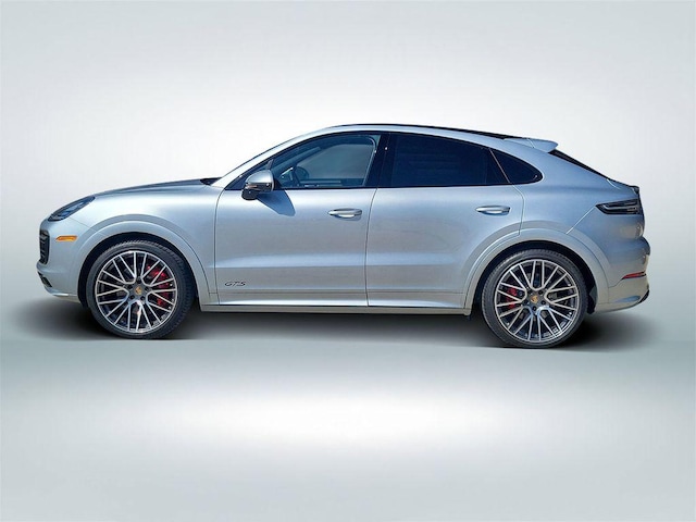 2022 Porsche Cayenne Hybrid