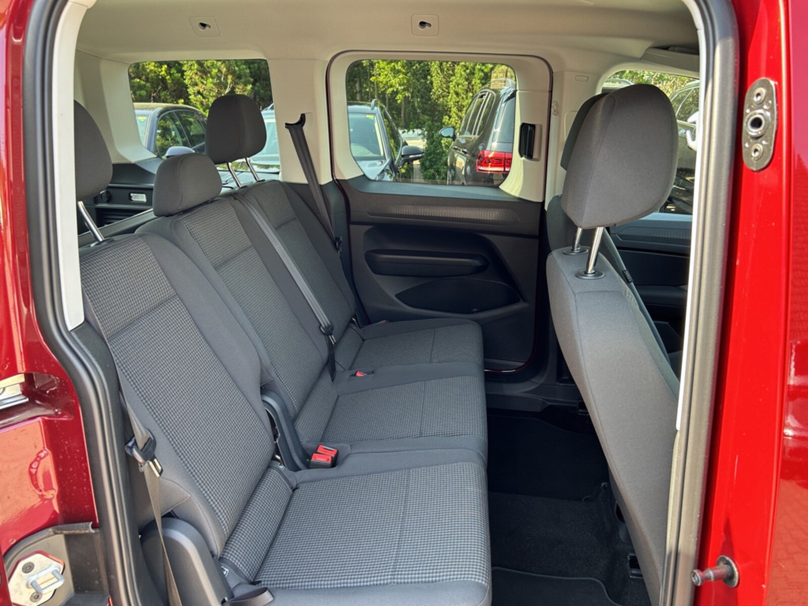 Volkswagen Caddy – Bild 17