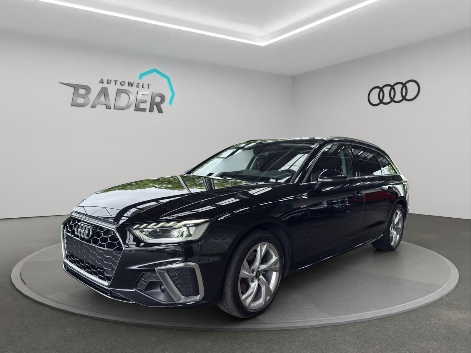 Audi A4 Avant S line