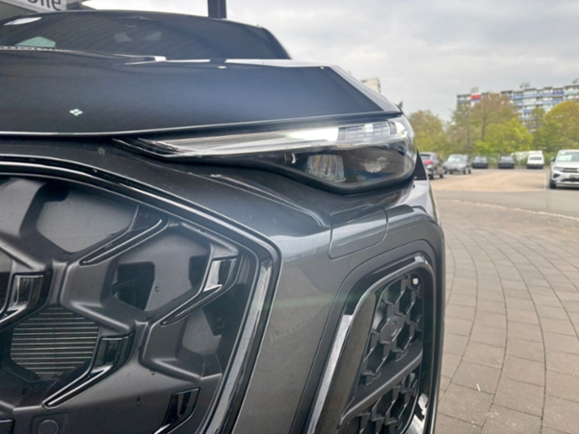 Audi Q5 Sportback edition one