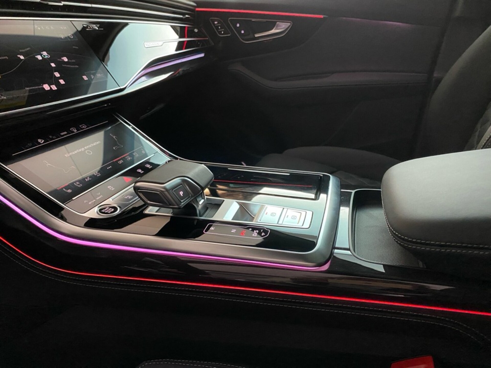 Audi Q7 SUV TFSI e S line