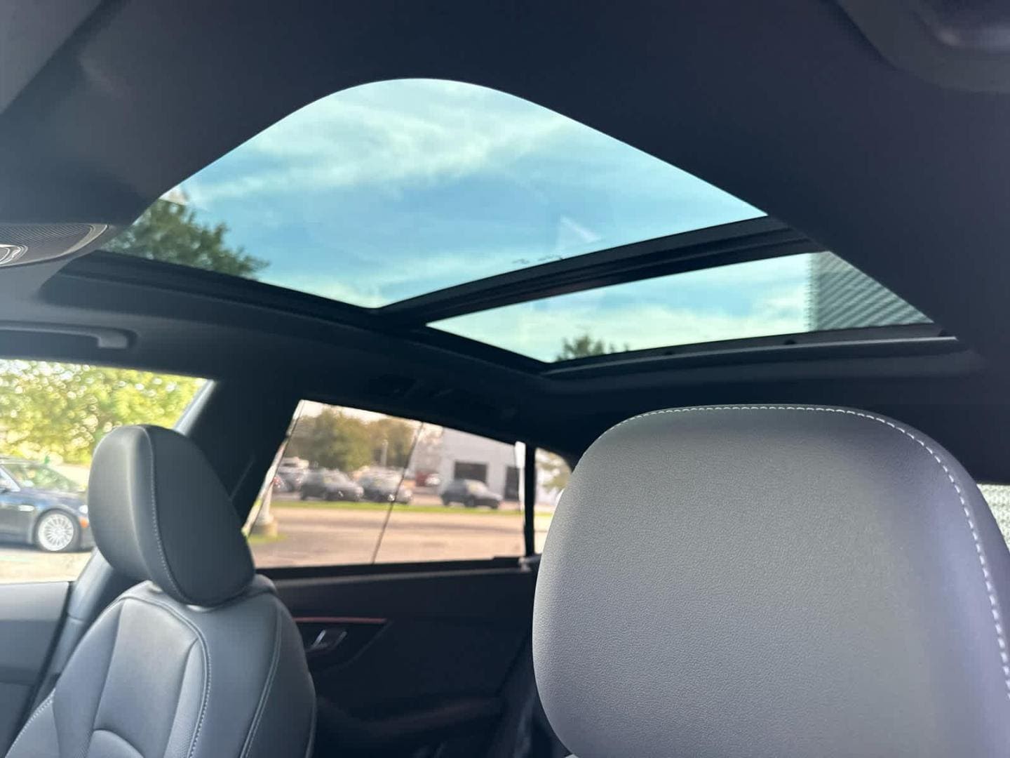 2026 Audi Q8 Premium Plus - Photo 17