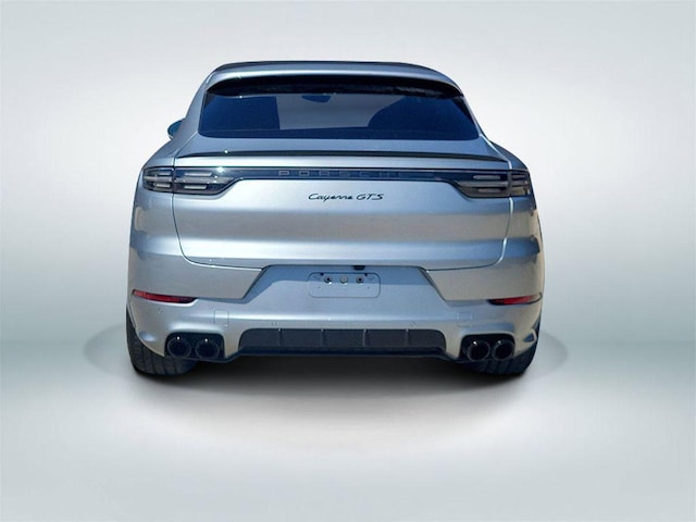 2022 Porsche Cayenne Hybrid