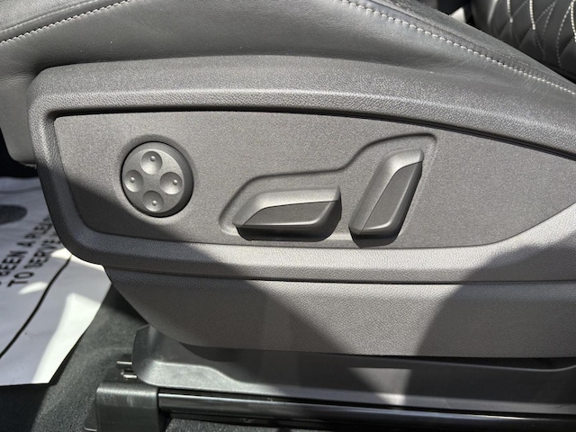 2023 Audi SQ5 Sportback Premium Plus - Photo 11