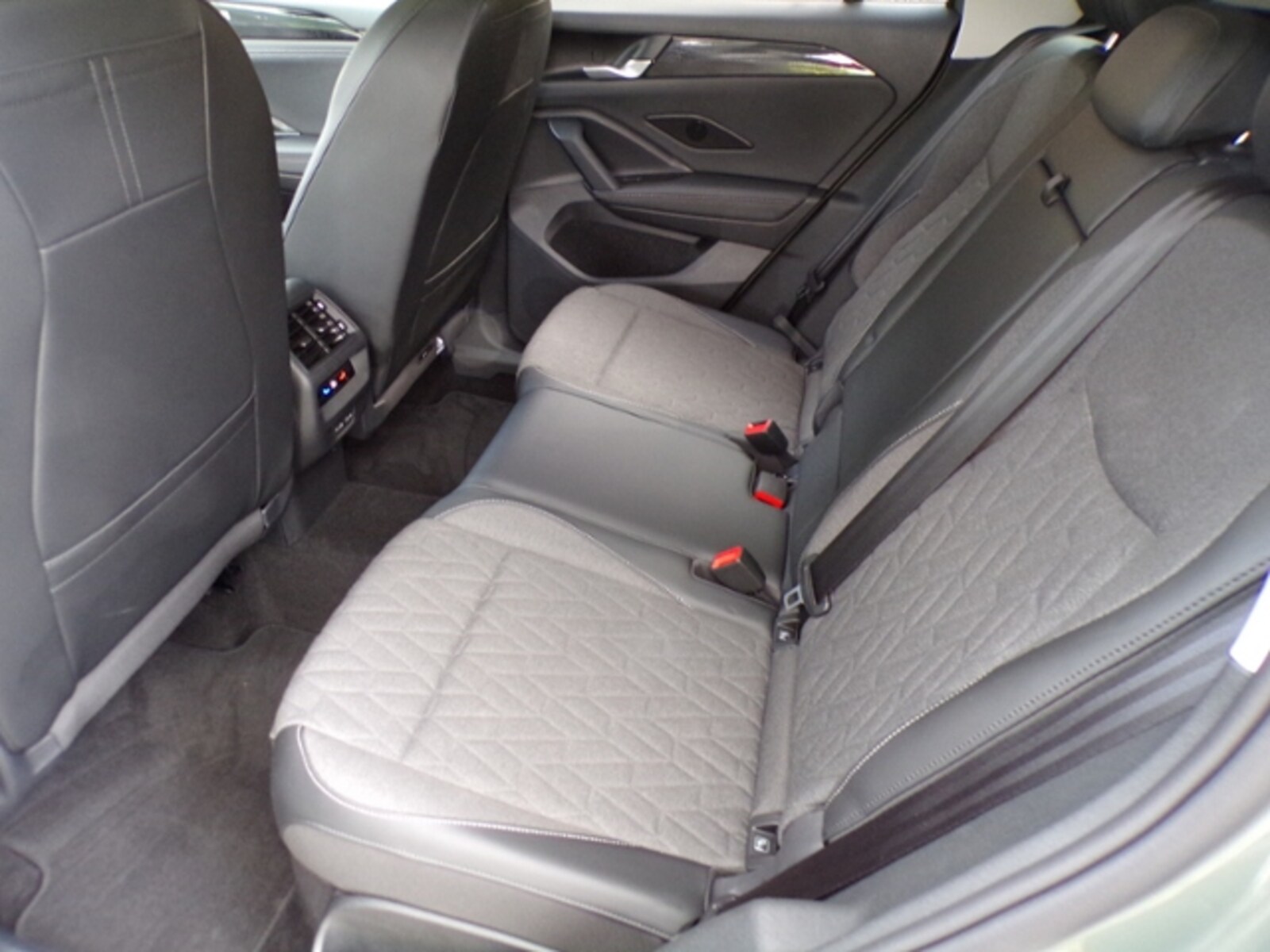 Volkswagen Tiguan – Bild 21