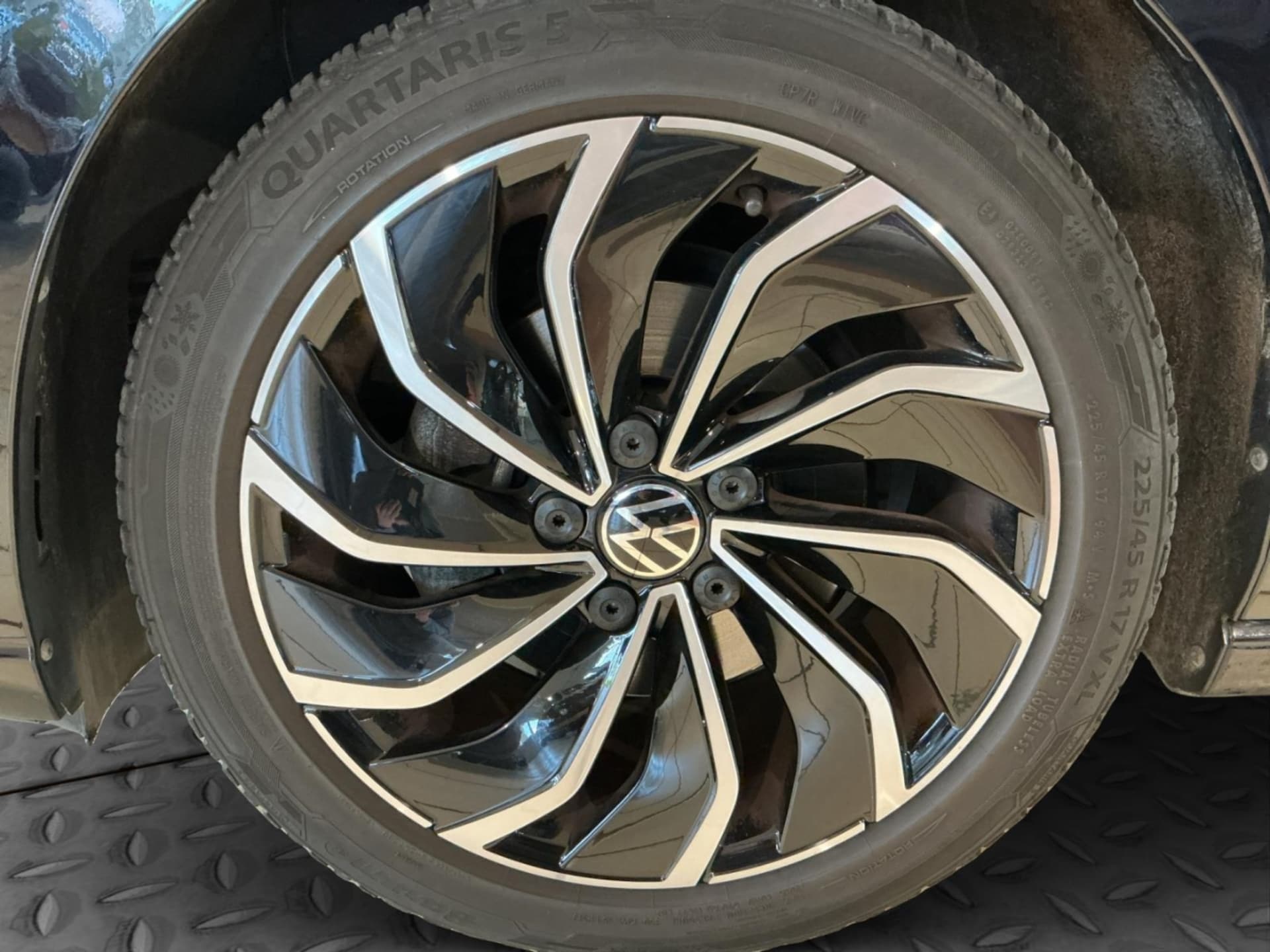 Volkswagen Golf Active