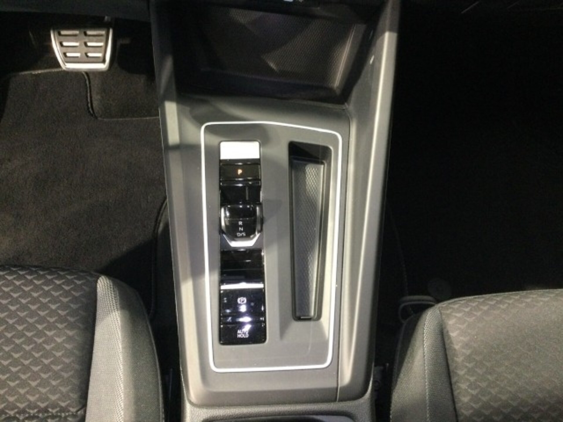 Volkswagen Golf Active