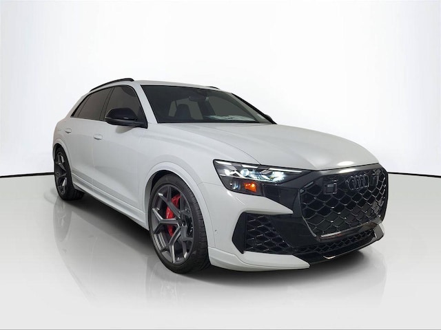 2026 Audi RS Q8 SUV performance