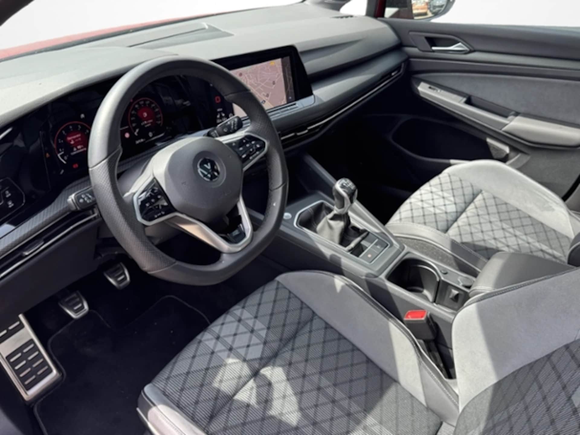Volkswagen Golf Variant R-Line