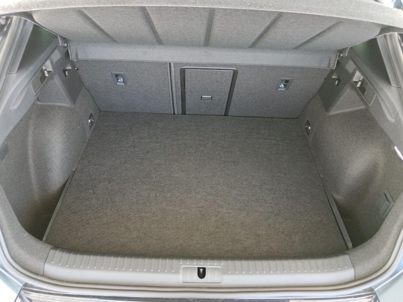 CUPRA Formentor 1.5 TSI e-Hybrid DSG 150 kW (204 CV) — photo 7