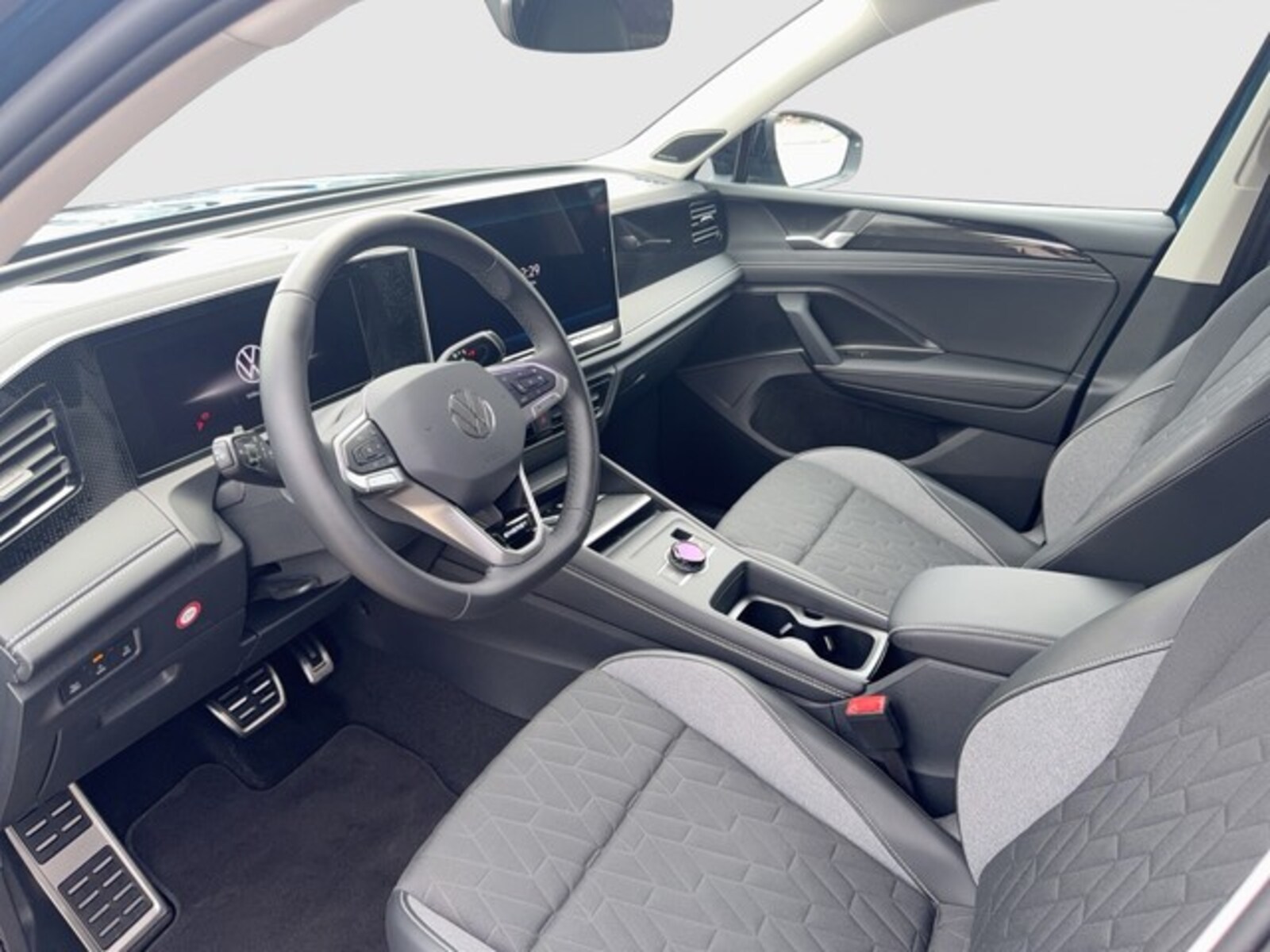 Volkswagen Tiguan – Bild 8