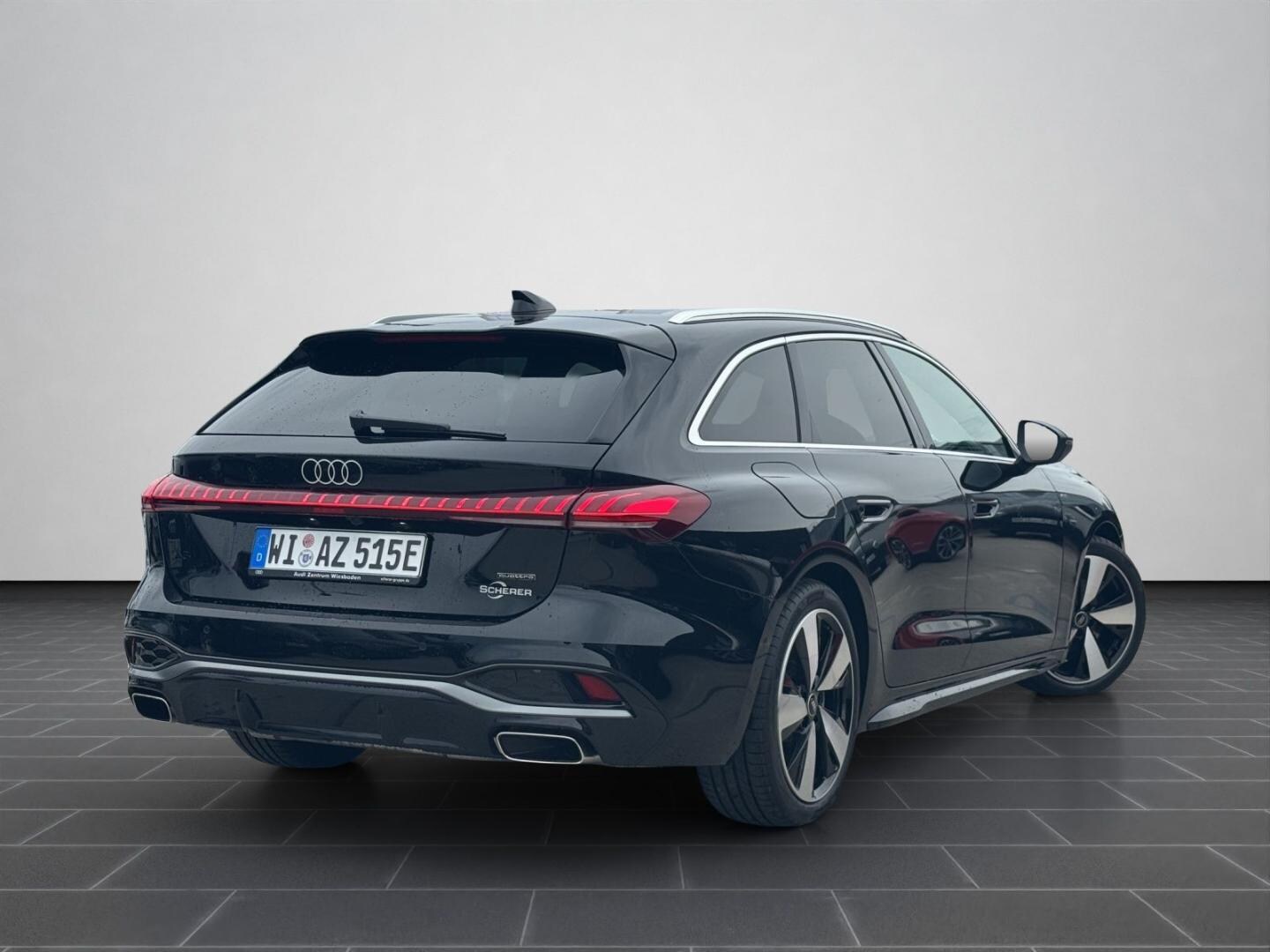 Bild über Audi A5 Avant e-hybrid e-hybrid quattro 220 kW S tronic - für weitere Informationen kontaktieren Sie den Audi Partner
