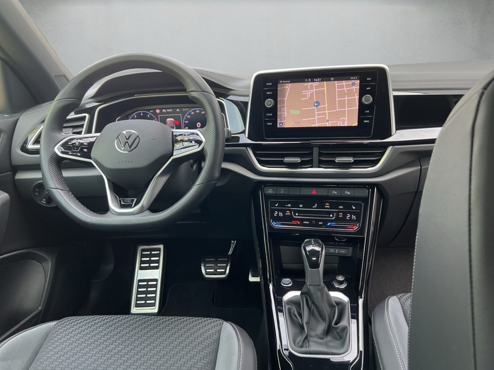 Volkswagen T-Roc Cabriolet – Bild 8
