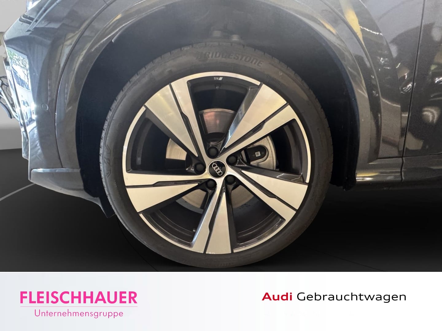 Bild über Audi Q5 SUV TDI quattro 150 kW S tronic - für weitere Informationen kontaktieren Sie den Audi Partner