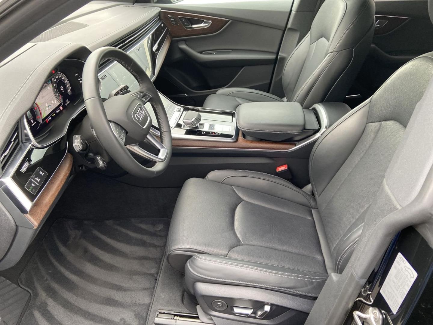 Bild über Audi Q8 SUV 50 TDI quattro tiptronic - für weitere Informationen kontaktieren Sie den Audi Partner