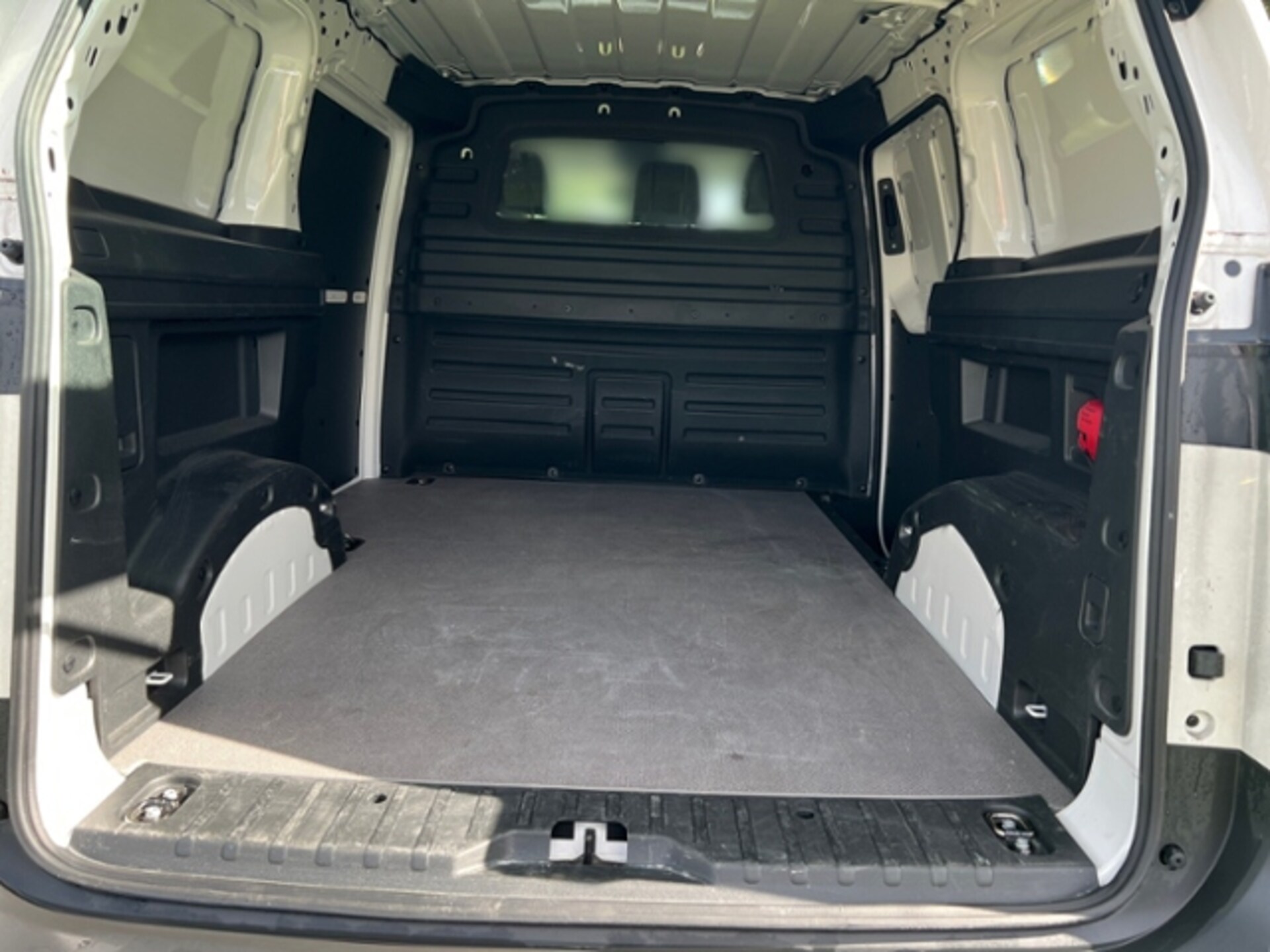 Volkswagen ID. Buzz Cargo Basis-Modell