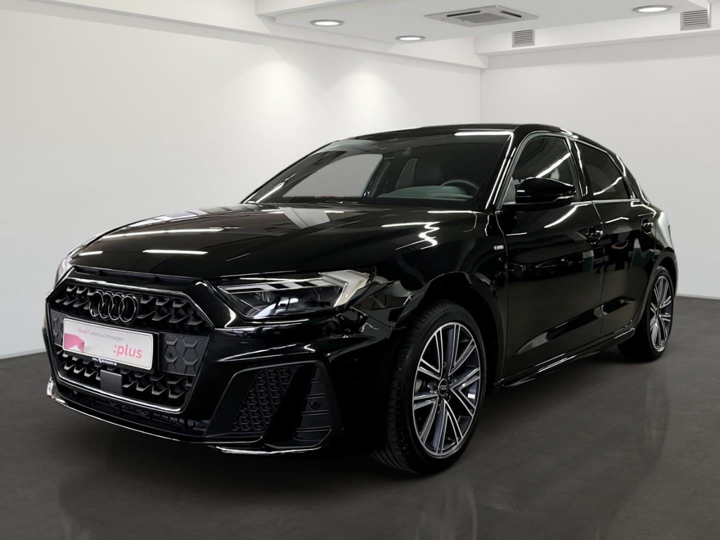 Bild über Audi A1 Sportback S line 30 TFSI S tronic - für weitere Informationen kontaktieren Sie den Audi Partner