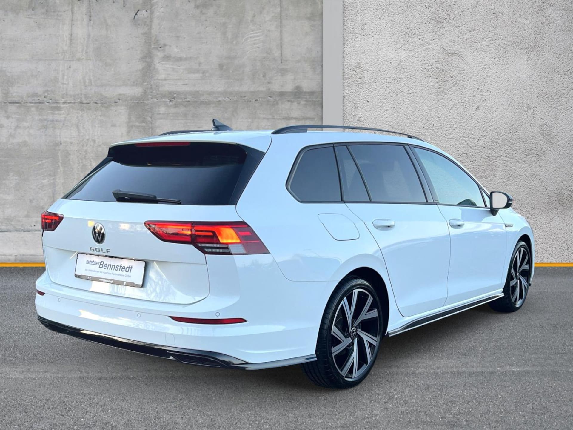 Volkswagen Golf Variant R-Line
