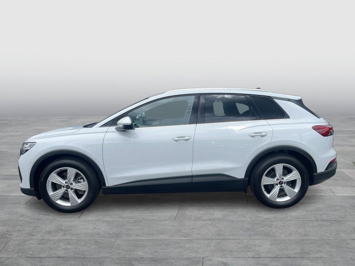 Bild über Audi Q4 e-tron 45 e-tron - für weitere Informationen kontaktieren Sie den Audi Partner