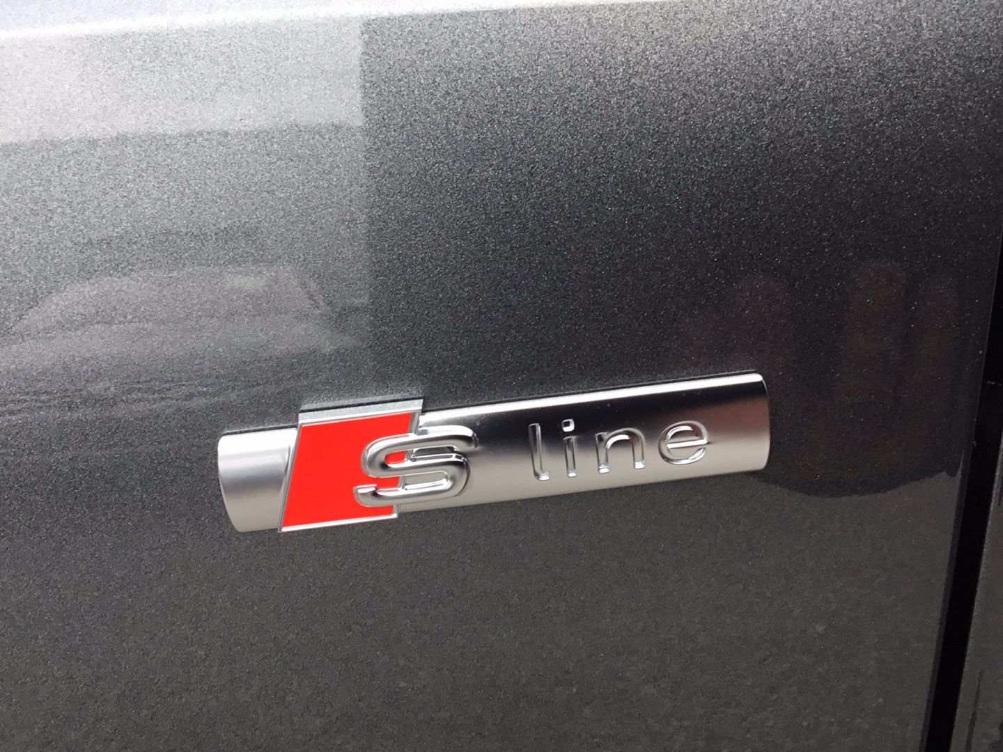 Image about Audi Q3 Special Edition Attraction S line 35 TFSI 110 kW (150 PS) S tronic