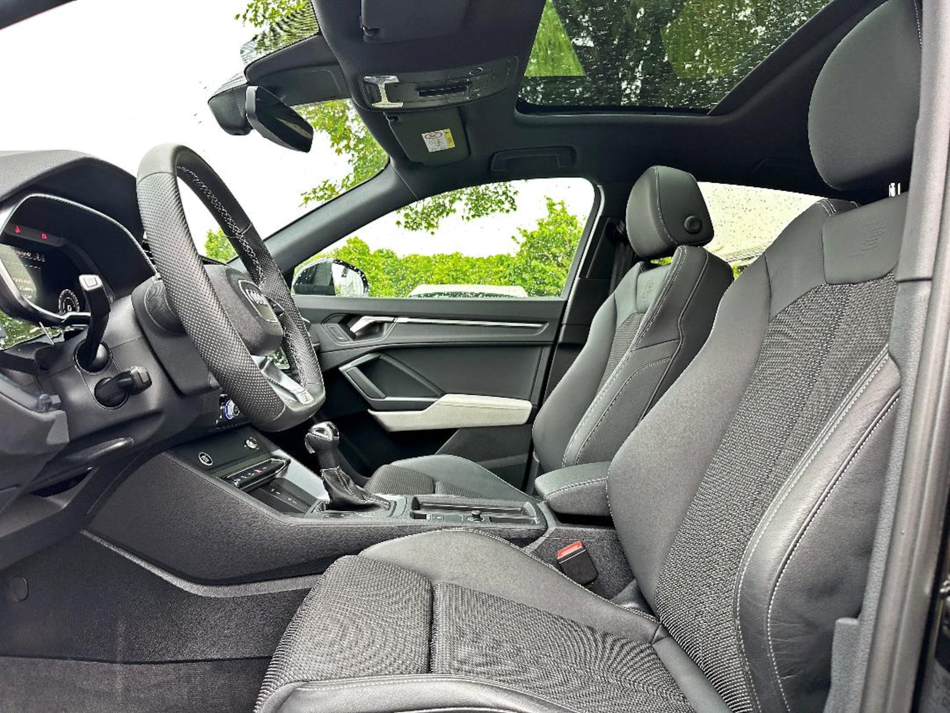Audi Q3 Sportback S line