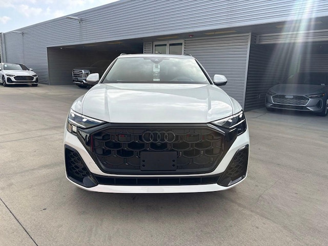 2026 Audi Q8