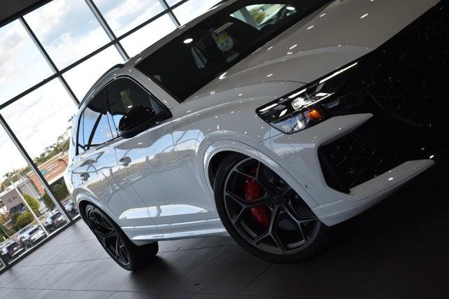 2026 Audi RS Q8 SUV performance