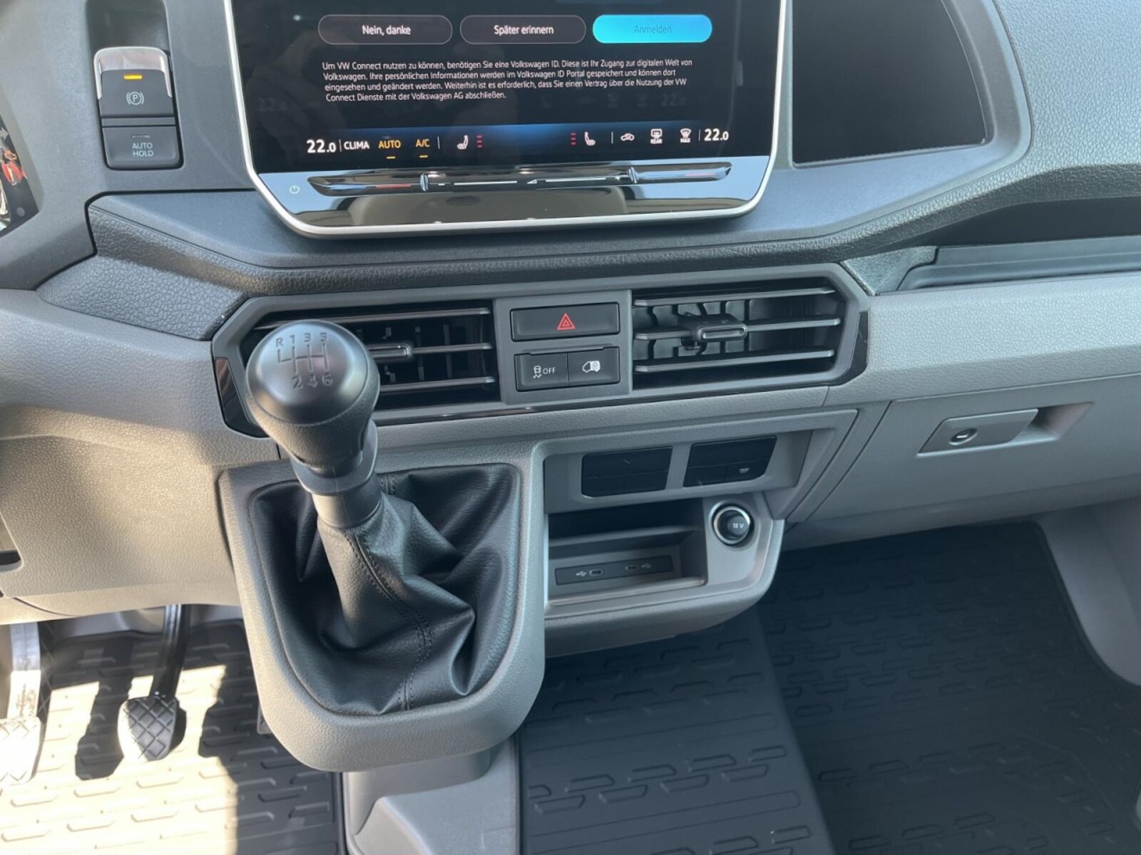 Volkswagen Crafter Kasten mittlerer Radstand – Bild 13
