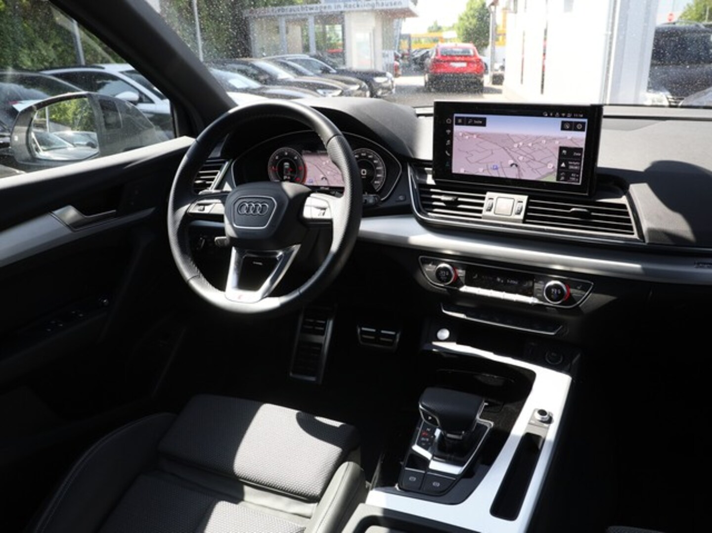 Bild über Audi Q5 Sportback 40 TDI quattro S tronic - für weitere Informationen kontaktieren Sie den Audi Partner