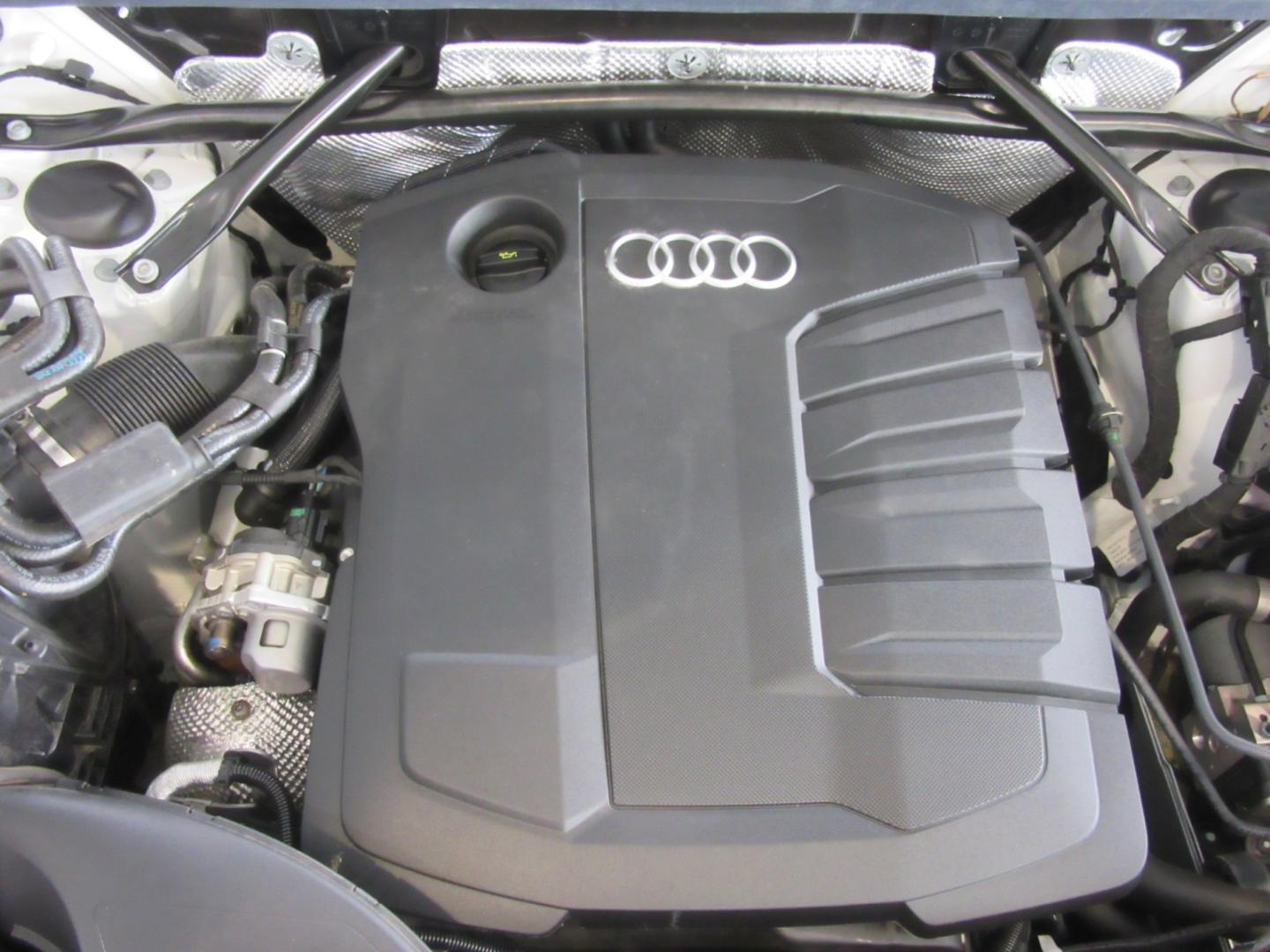Image about Audi Q5 40 TDI quattro S line 150(204) kW(PS) S tronic