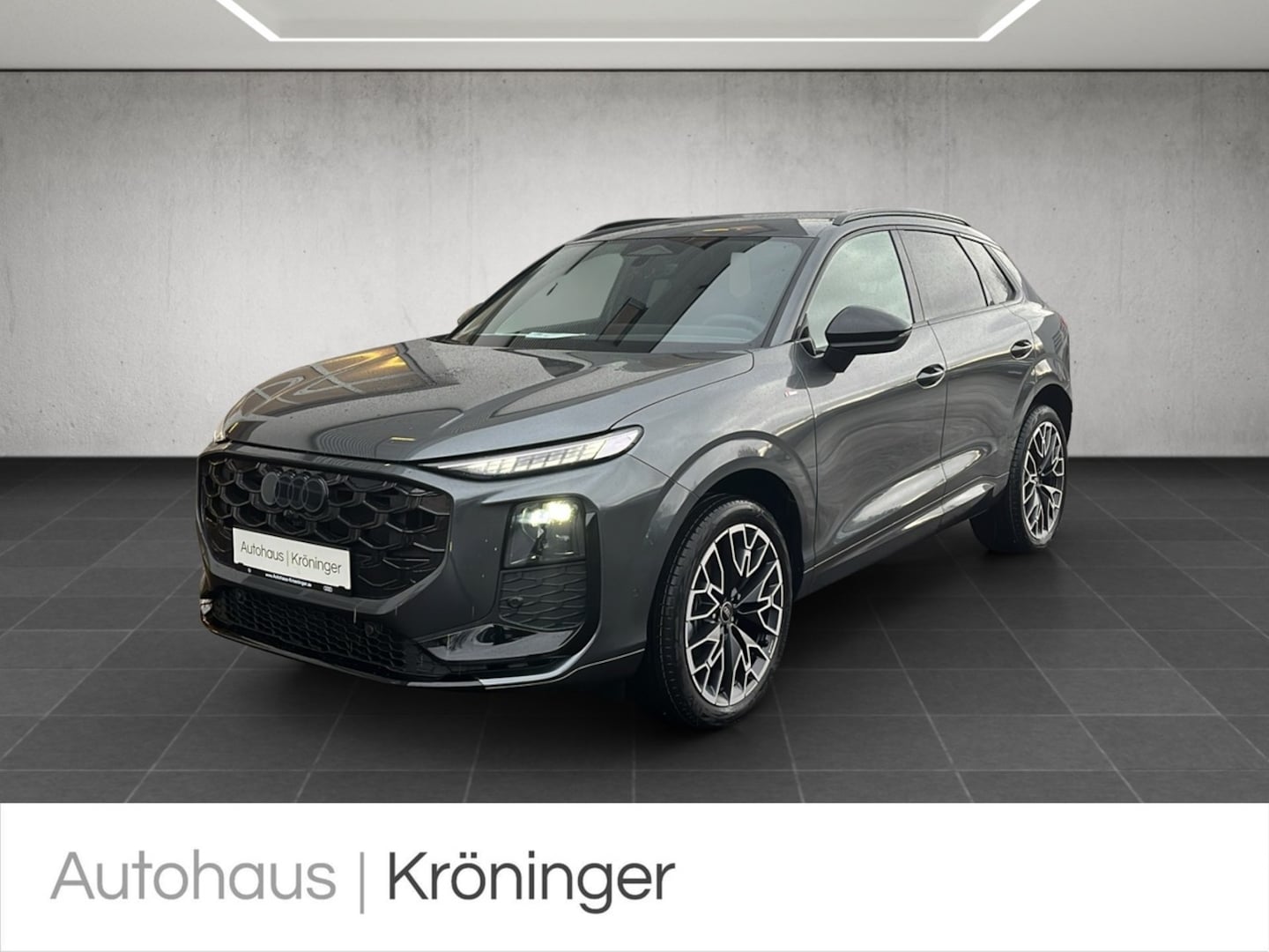 Bild über Audi Q3 SUV TFSI 110 kW S tronic - für weitere Informationen kontaktieren Sie den Audi Partner