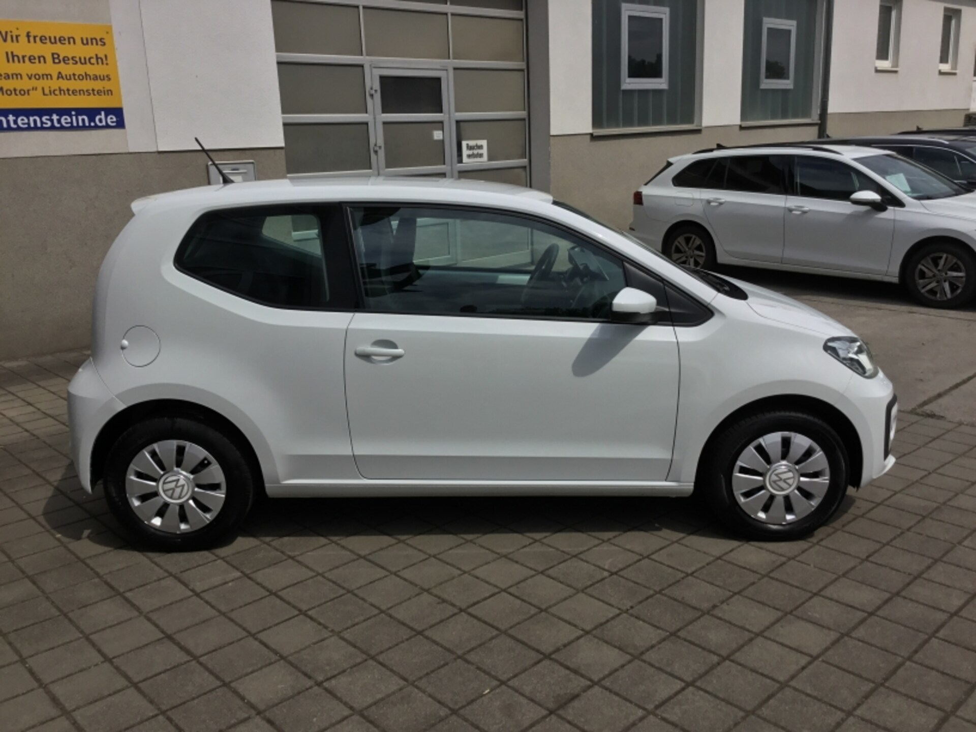 Volkswagen up! move up!