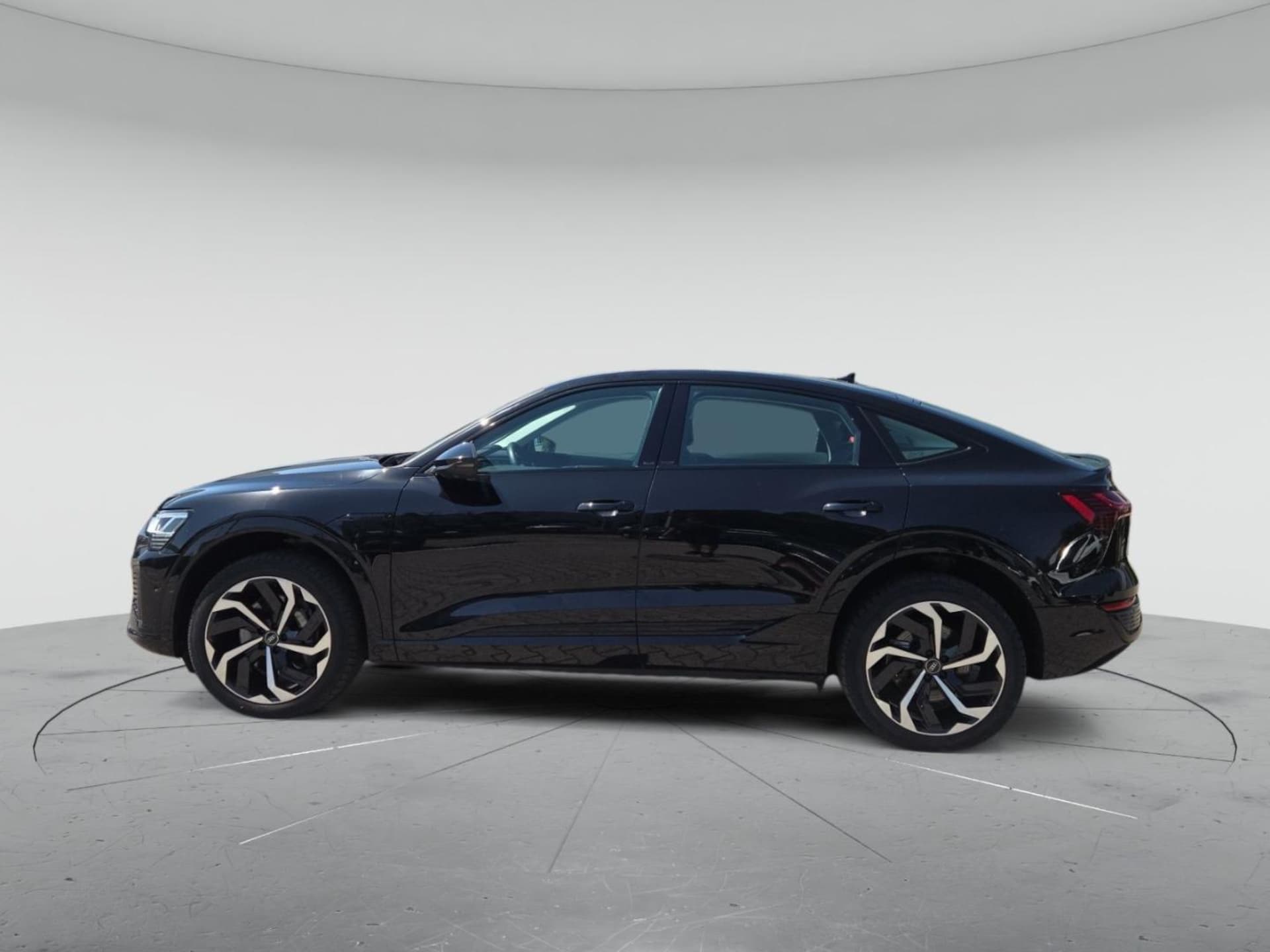Audi Q8 Sportback e-tron S line