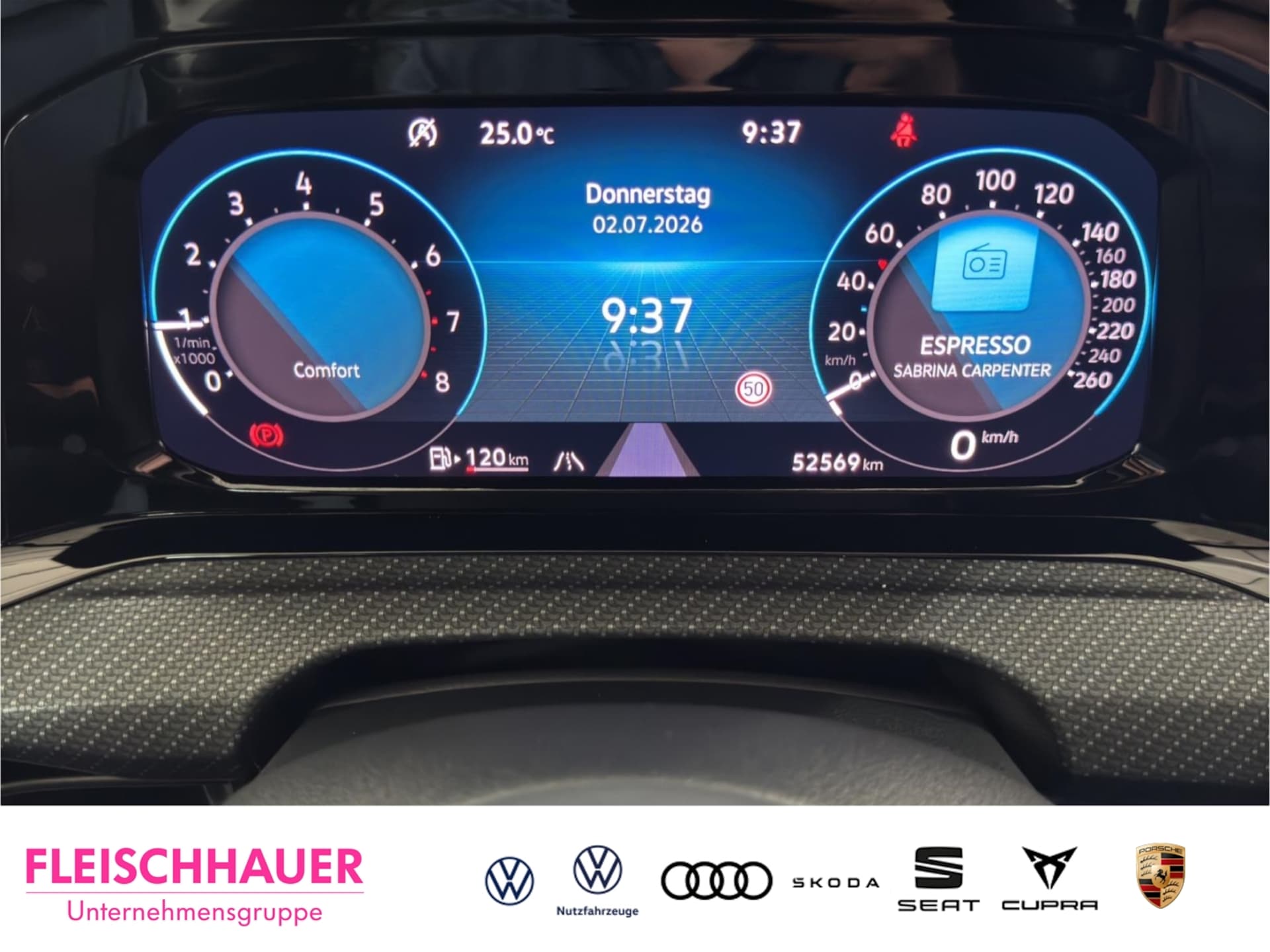 Volkswagen Golf R-Line