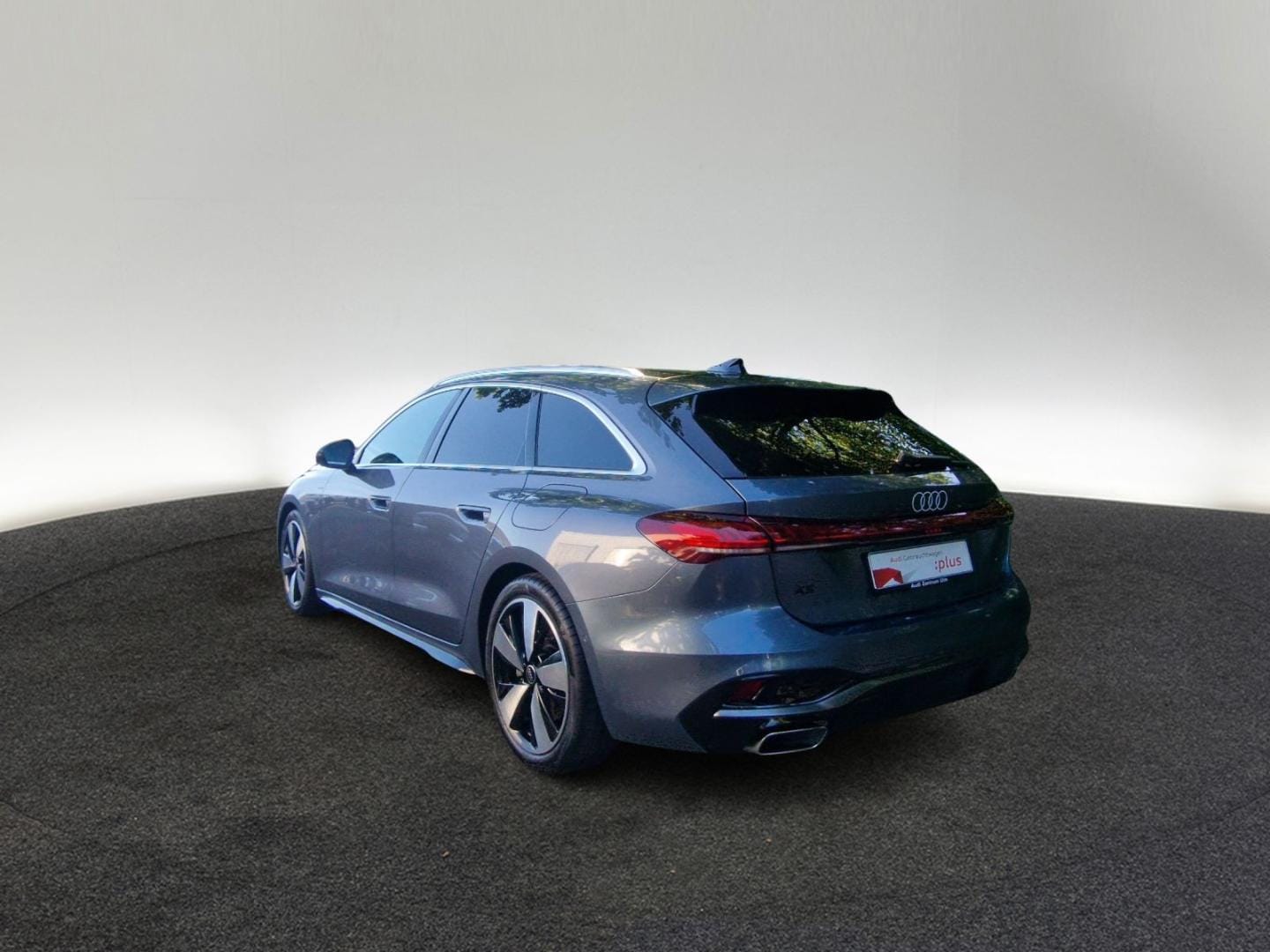 Bild über Audi A5 Avant e-hybrid e-hybrid quattro 220 kW S tronic - für weitere Informationen kontaktieren Sie den Audi Partner
