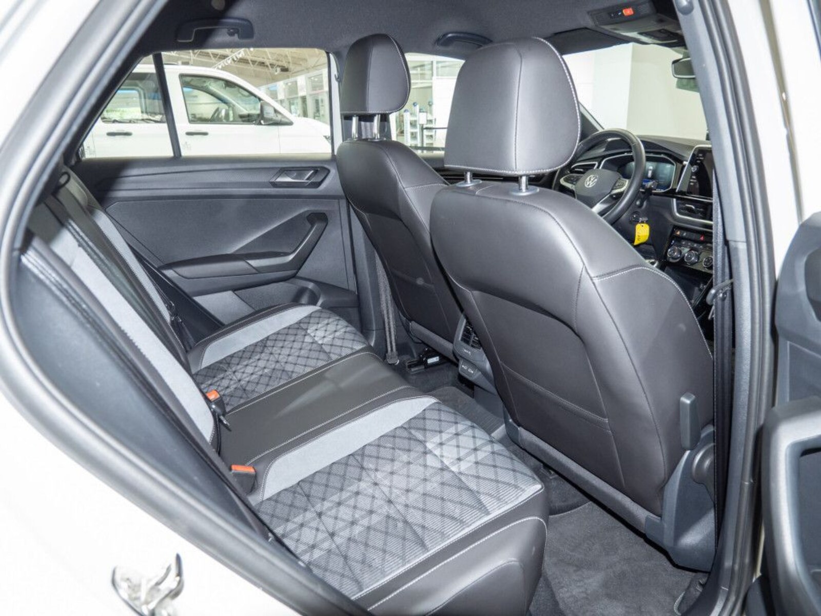 Volkswagen T-Roc – Bild 8