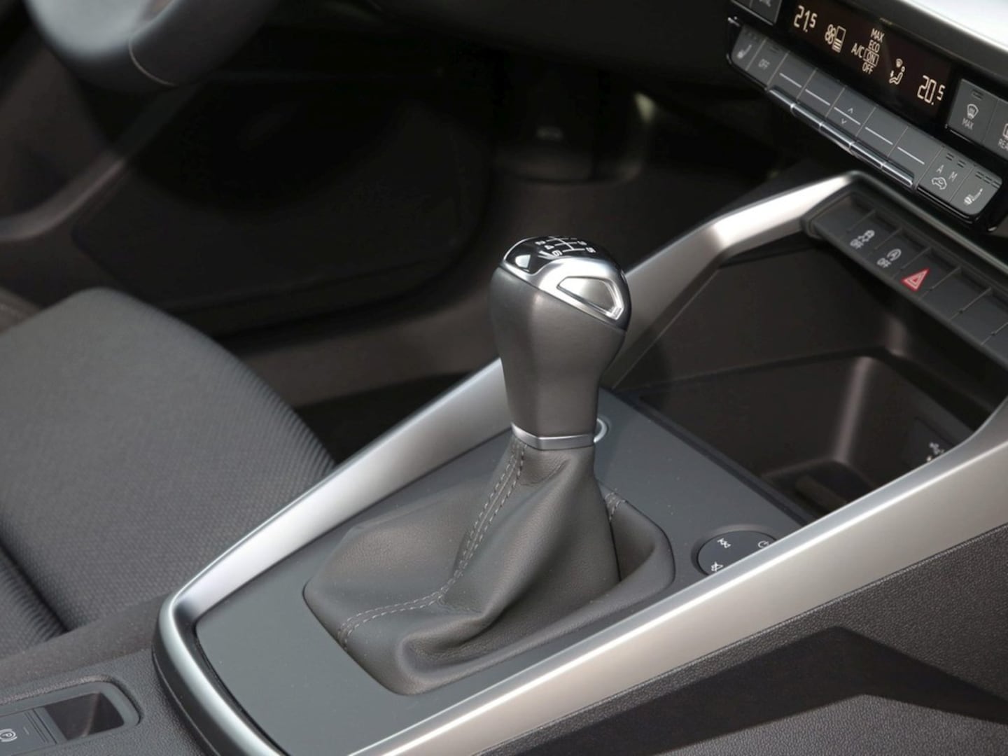 Bild über Audi A3 Sportback 35 TFSI Schaltgetriebe - für weitere Informationen kontaktieren Sie den Audi Partner