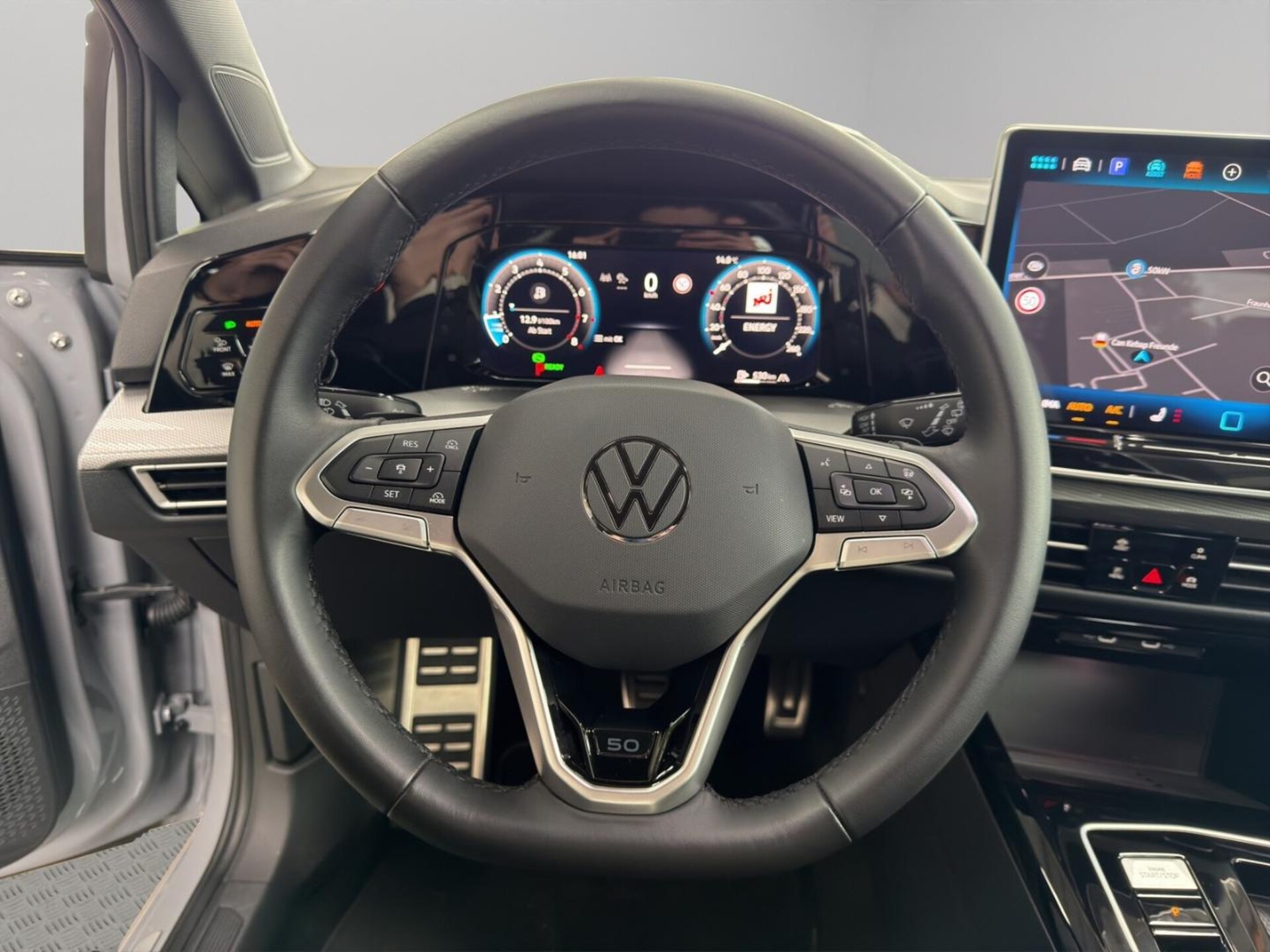 Volkswagen Golf Style